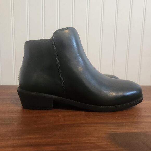SoftWalk Women's Size 5.5‎ Dark Forest Green Leather Ankle Boots S2364-380 New - Picture 2 of 5